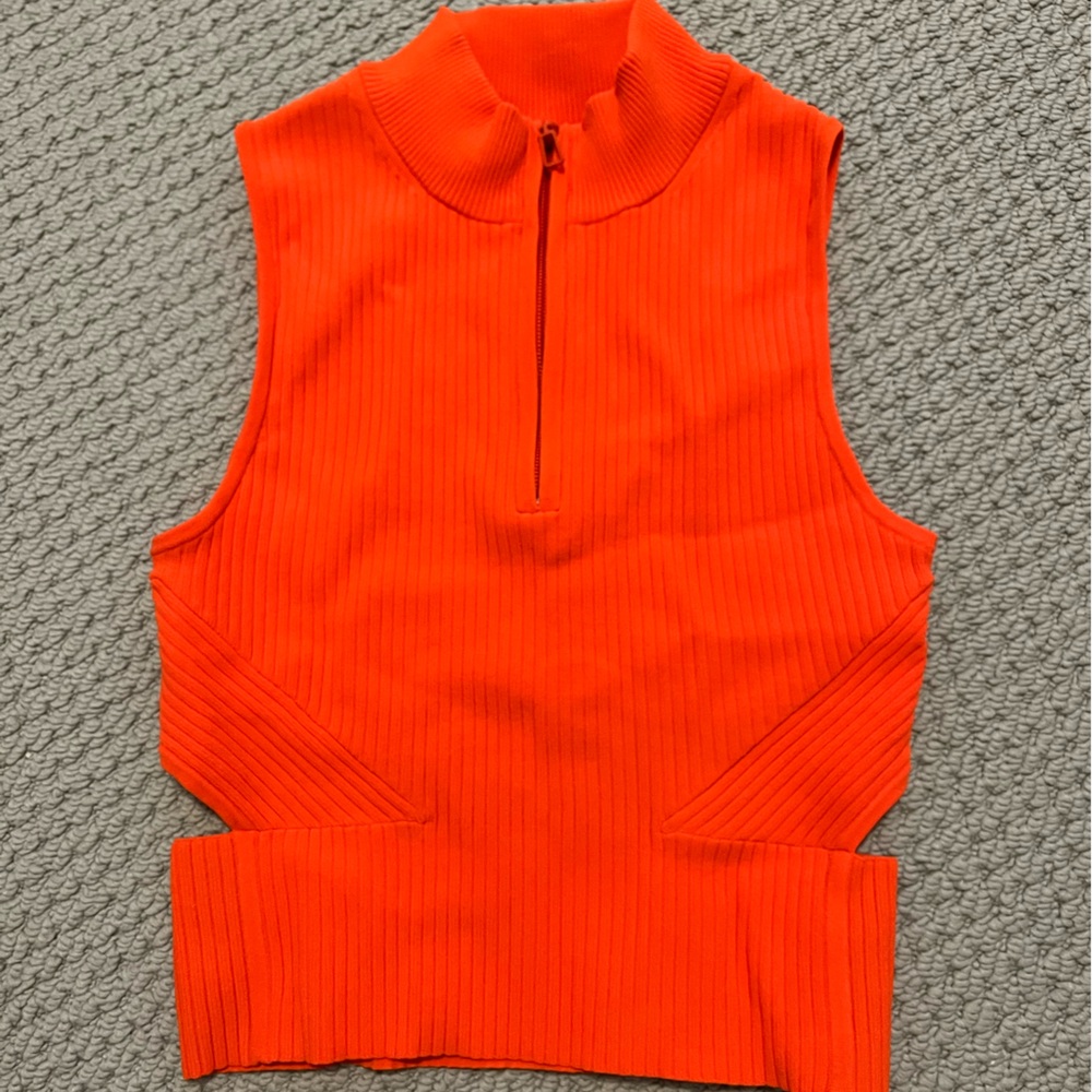 Lululemon Women’s Orange Ribbed Cutout Tank Top